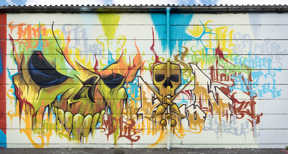 urban_heart_basel_mtn_skull